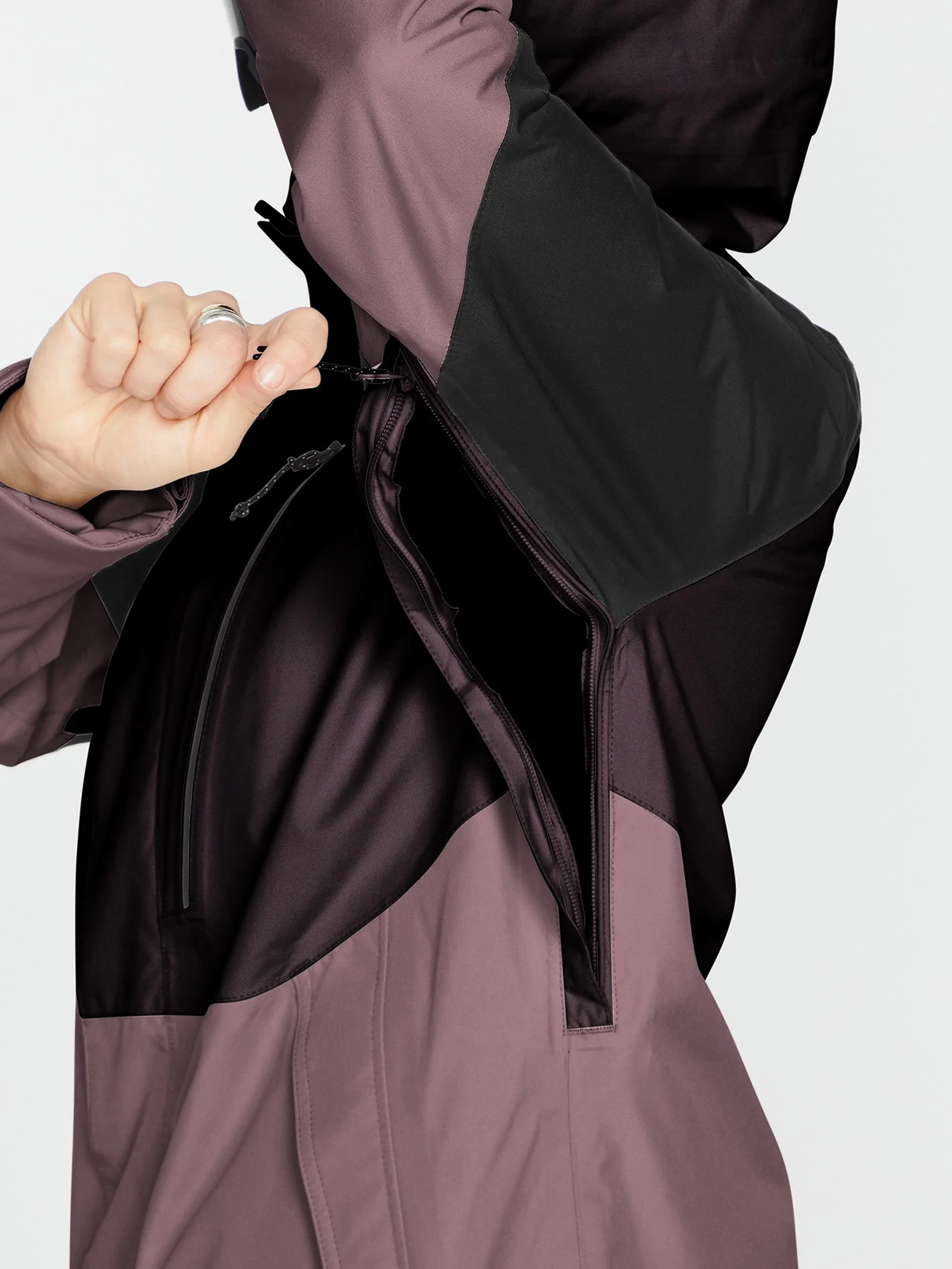 Aris Insulated Gore-Tex Jacket - Black Plum - Image 7