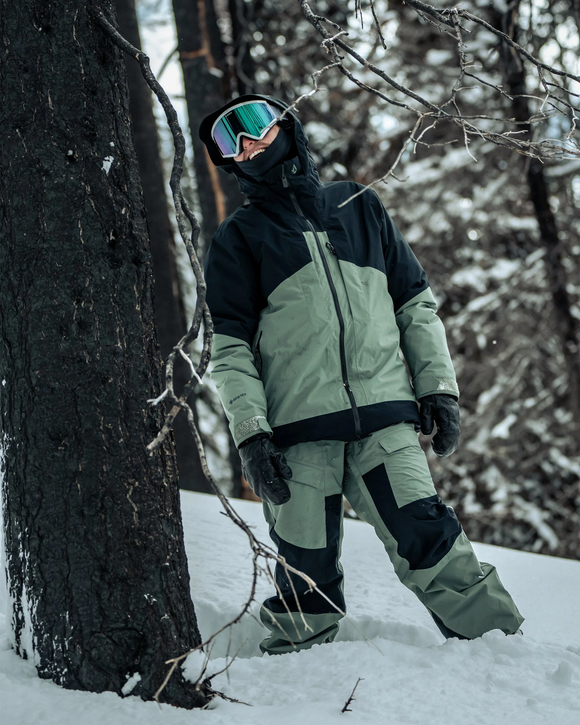 At Stretch Gore-Tex Jacke - Lichen Green - Image 10