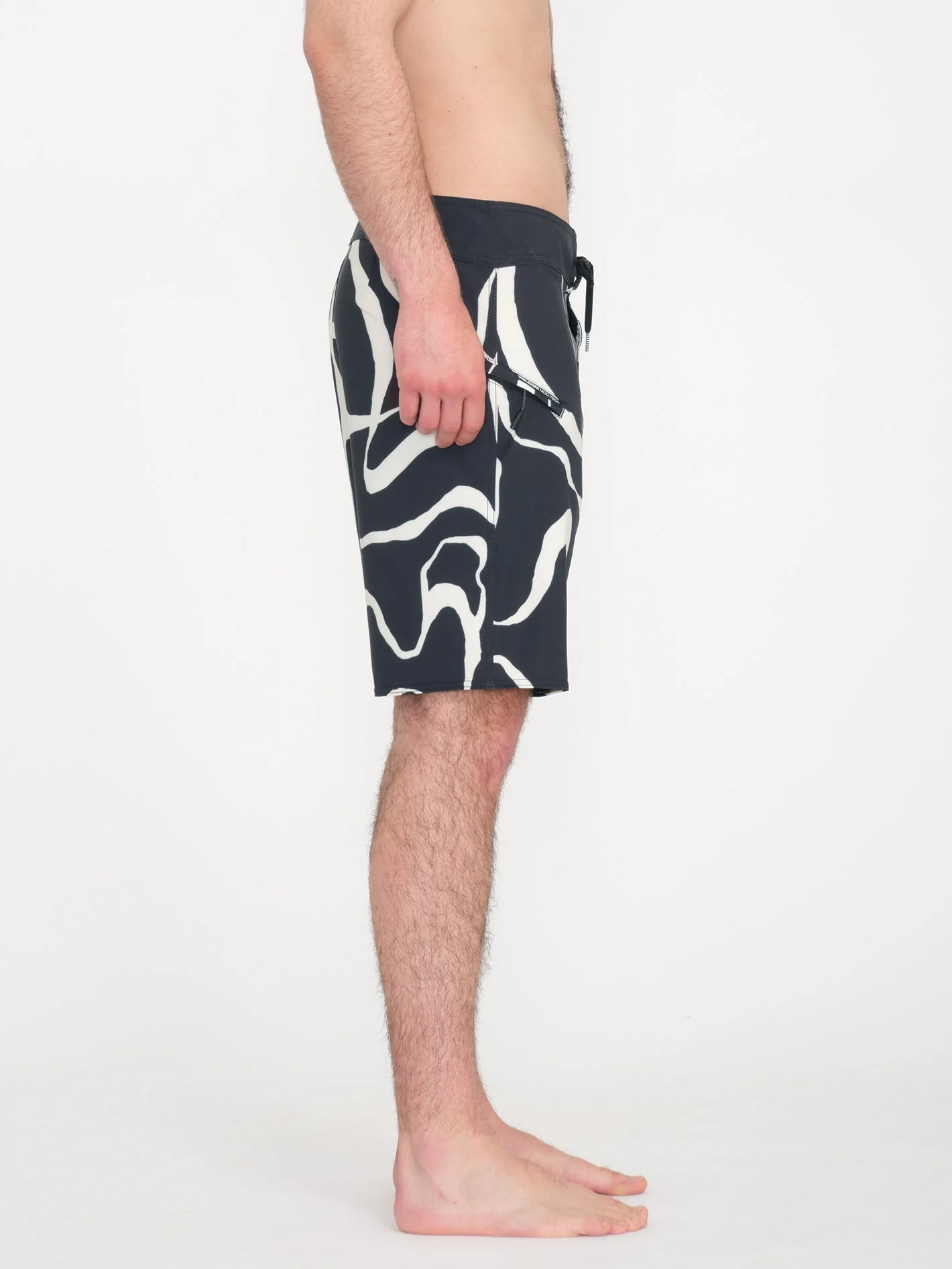 Blind Lines Mod 19" Boardshort - BLACK - Image 6