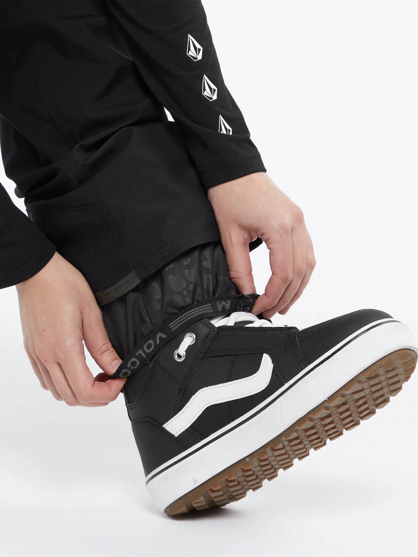 Elm Stretch Gore-Tex Latzhose - BLACK - Image 3