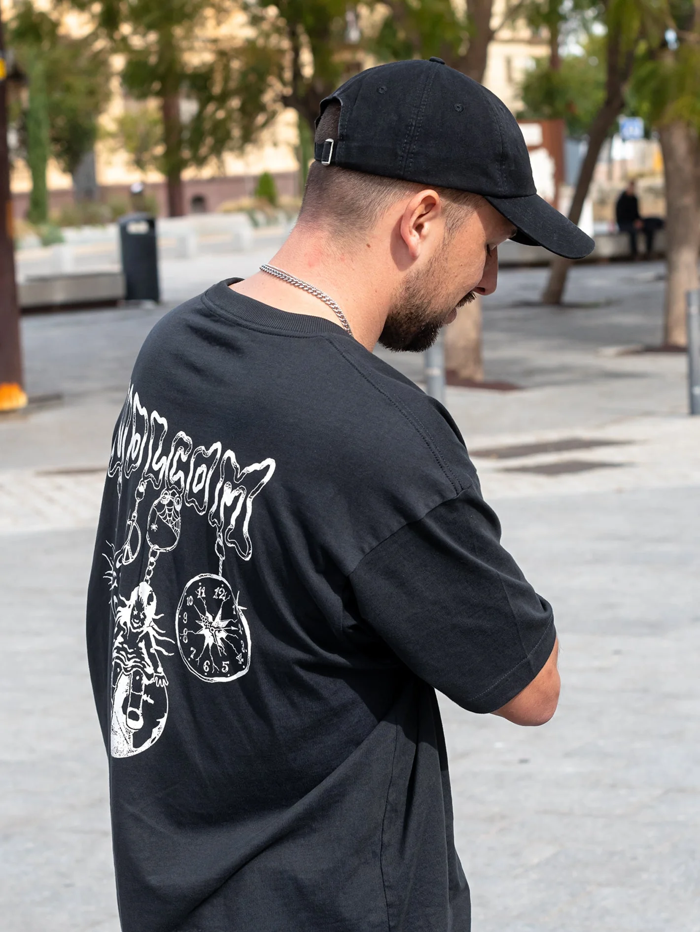 Keutchi 1 T-Shirt - Black - Image 8