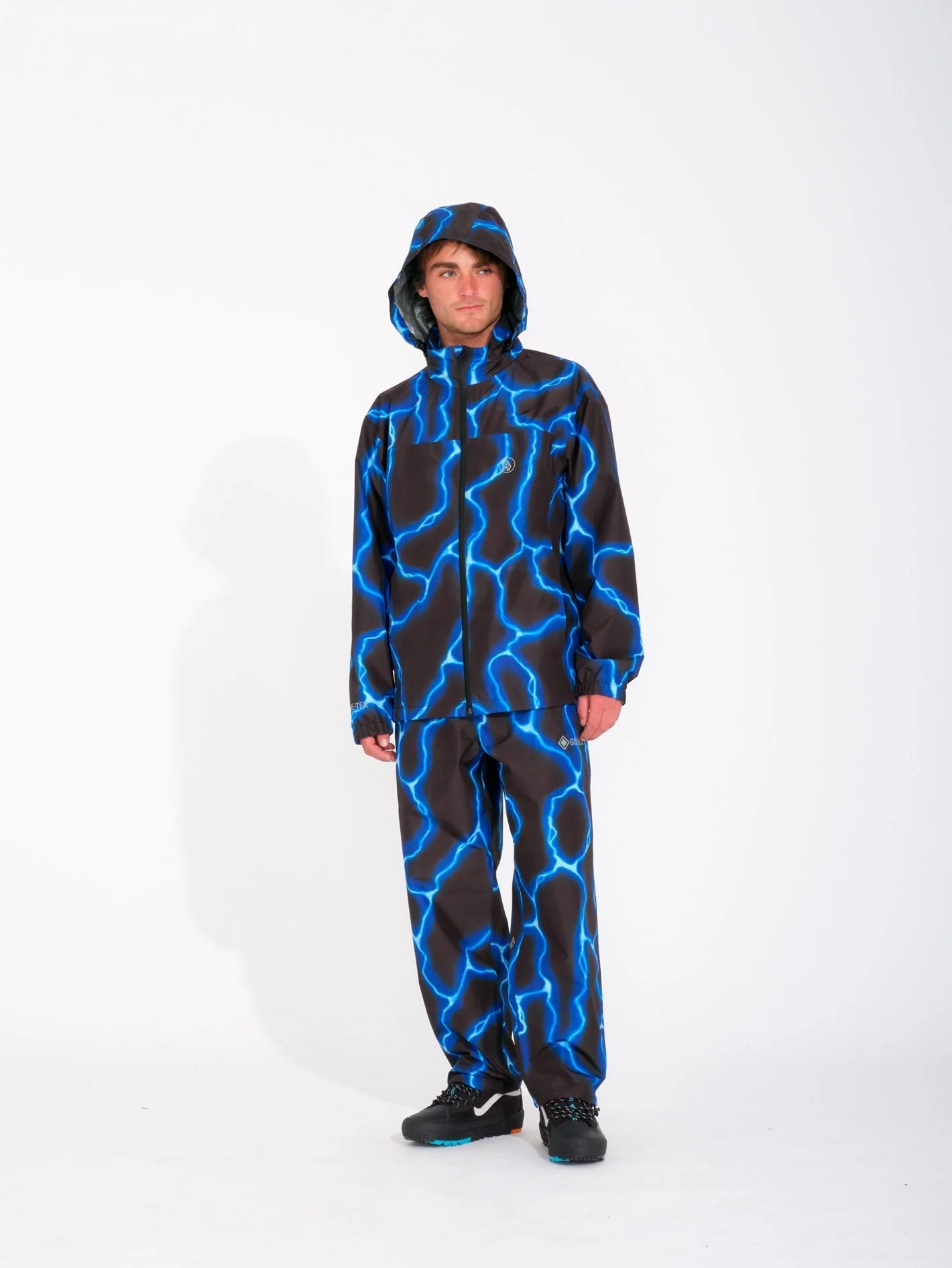 T Spinks Gore-Tex Jacke - BLACK - Image 7