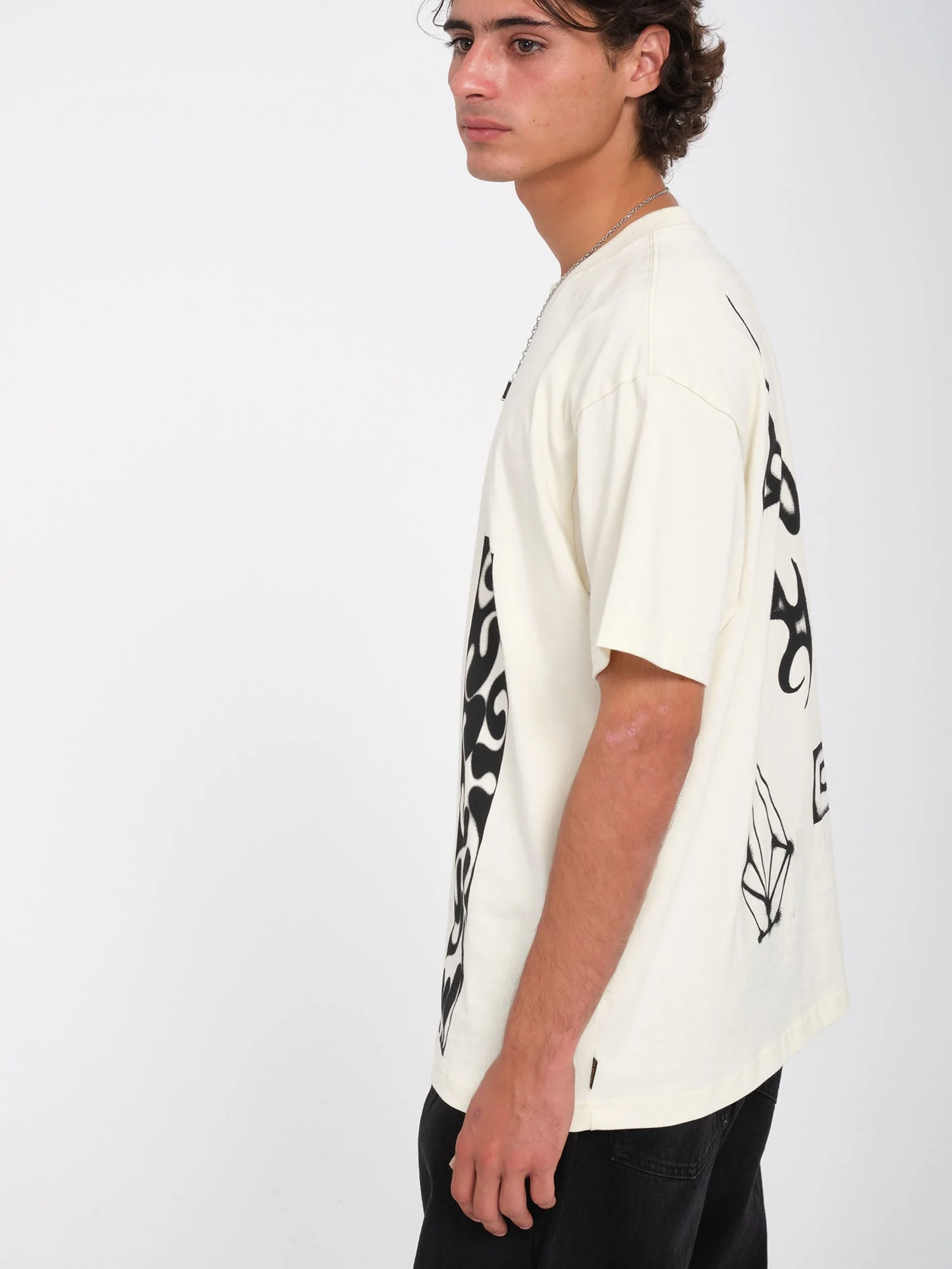 Zephyr 1 T-Shirt - Dirty White - Image 7