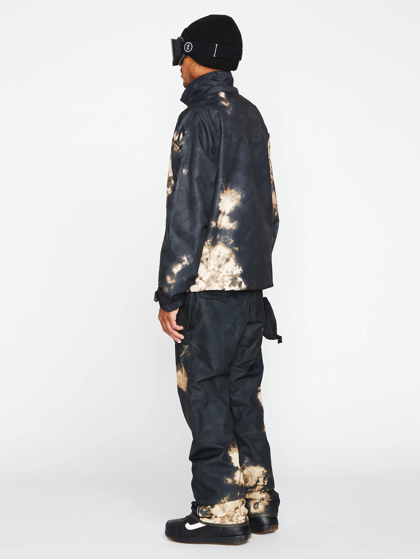 Iconic Stone Insulated Jacket - Bleach Black - Image 15