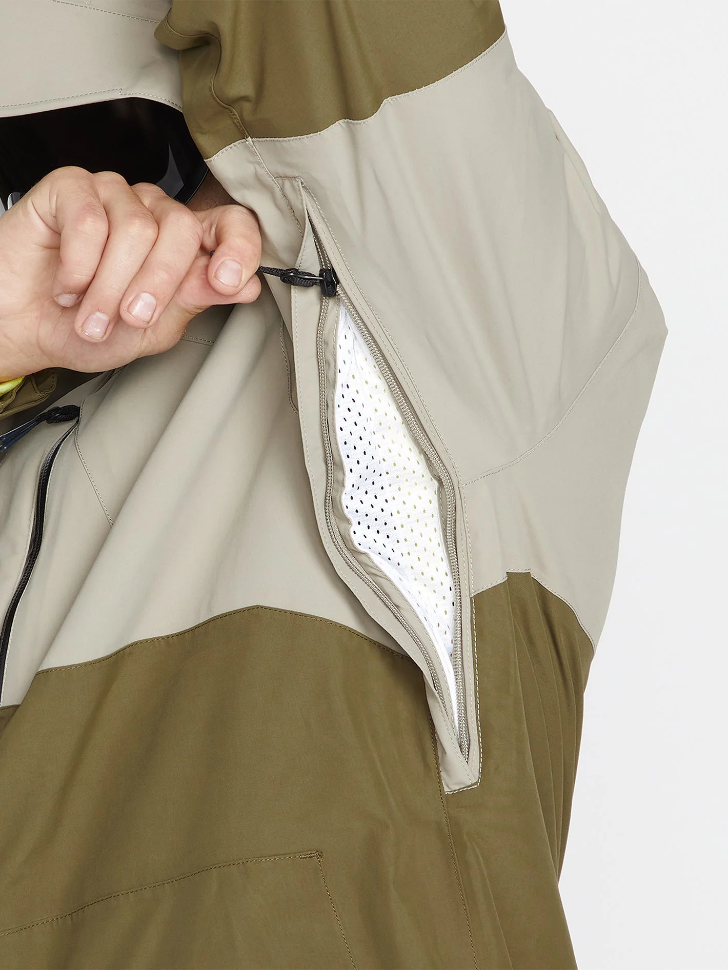 L Gore-Tex Jacket - Dark Khaki - Image 9