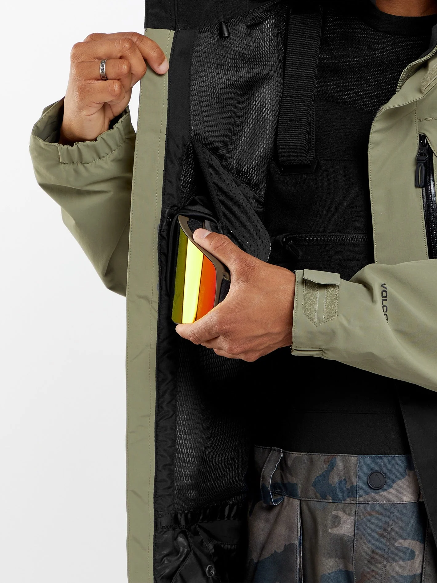 L Gore-Tex Jacke - LIGHT MILITARY - Image 4
