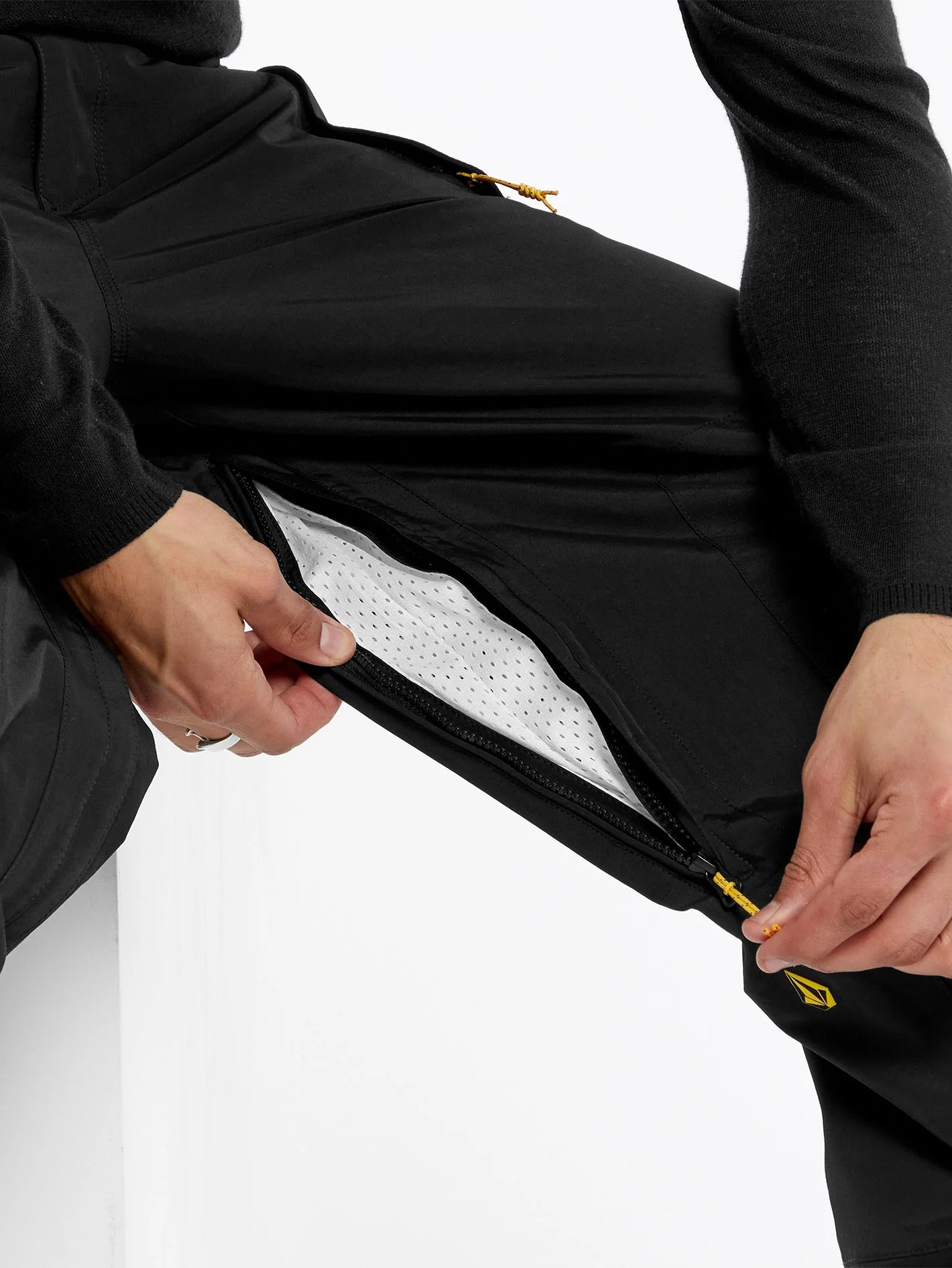 Longo Gore-Tex Hose - BLACK - Image 10