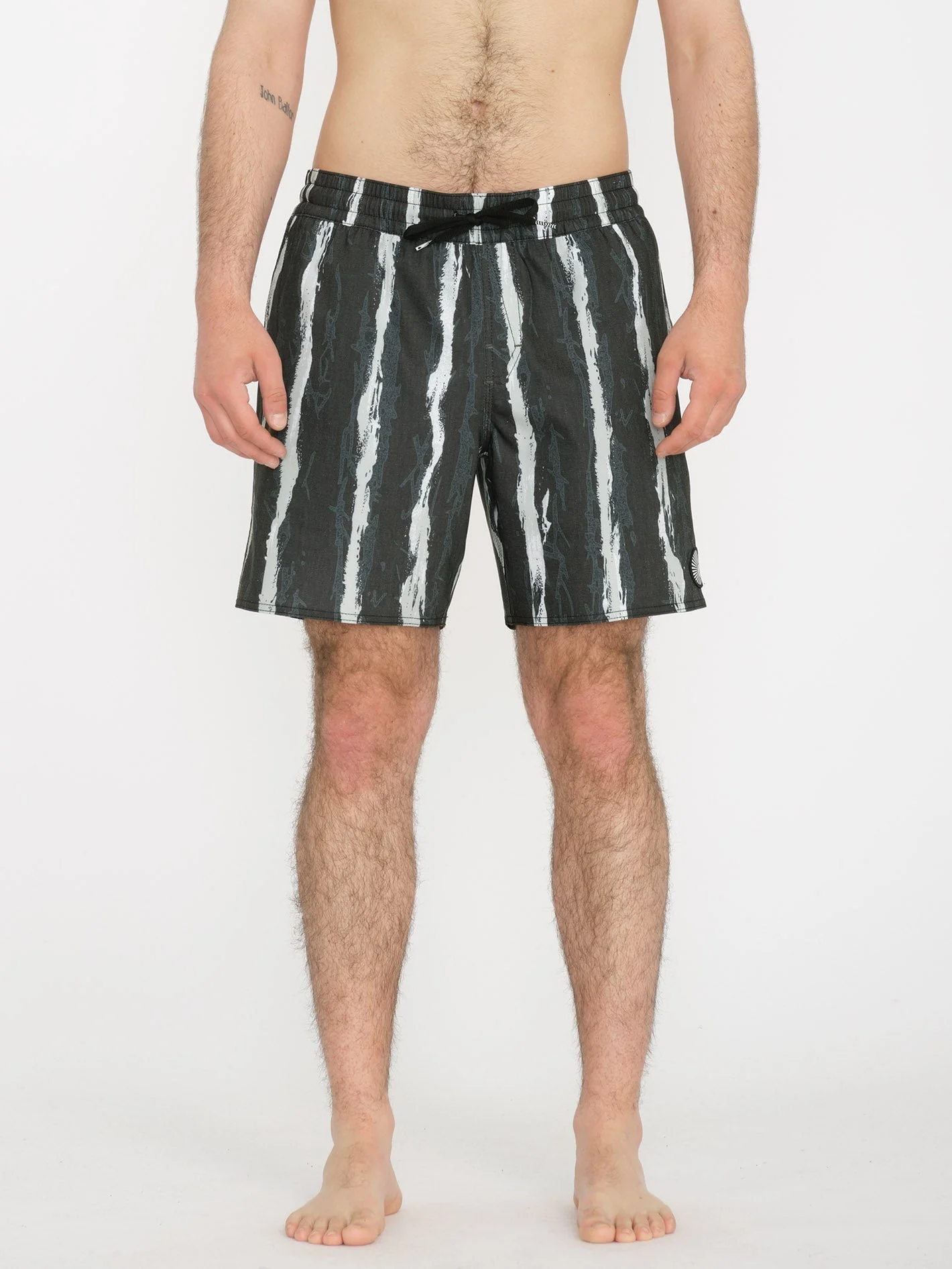 V Ent Hockey Dad Trunk 17" Boardshort - BLACK